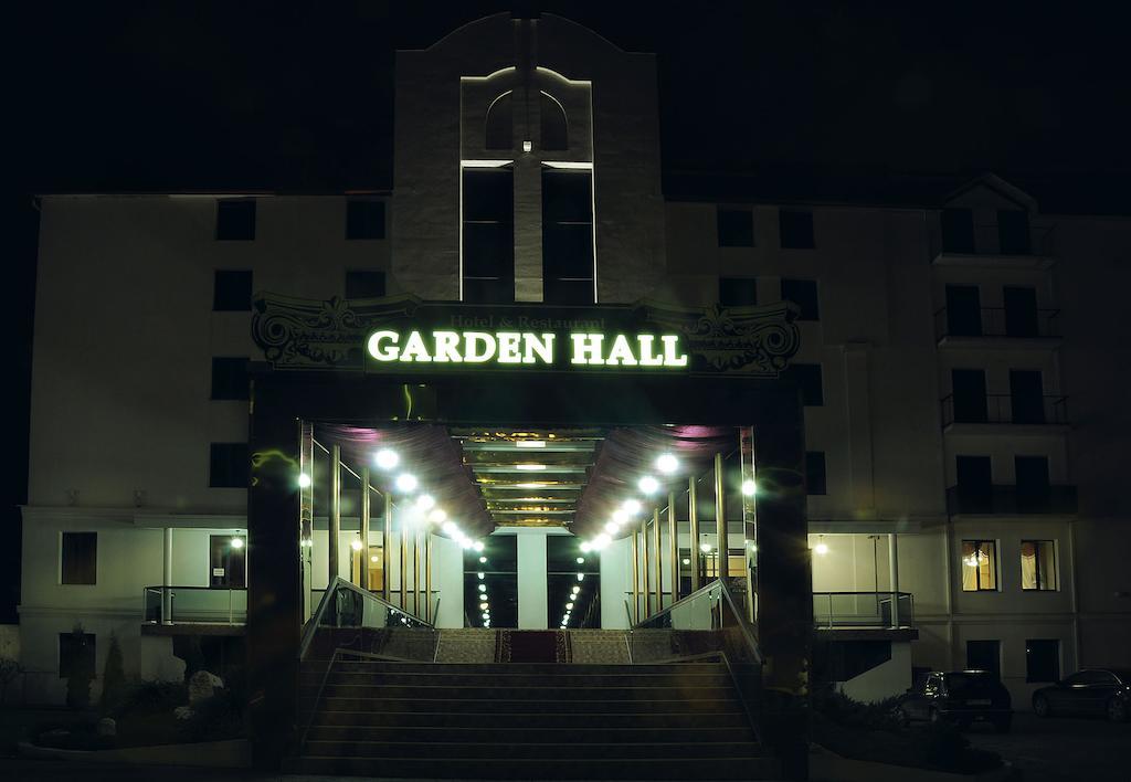 Garden Hall Ternopil Esterno foto