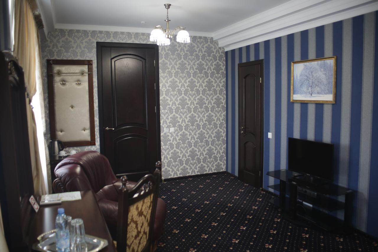 Garden Hall Ternopil Esterno foto