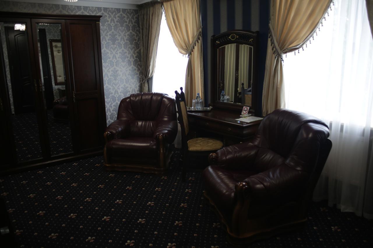 Garden Hall Ternopil Esterno foto